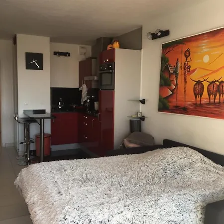 Daire La Coquette - Sea View - Parking - Ac - Pool