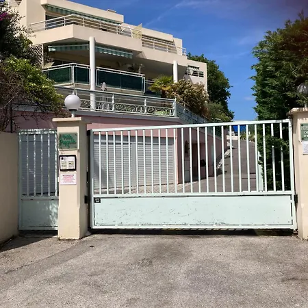 Апартаменты La Coquette - Sea View - Parking - Ac - Pool *